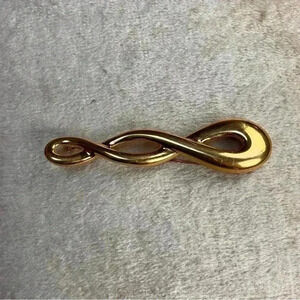 Vintage Gold Tone Monet 3.5in Infinity Brooch
